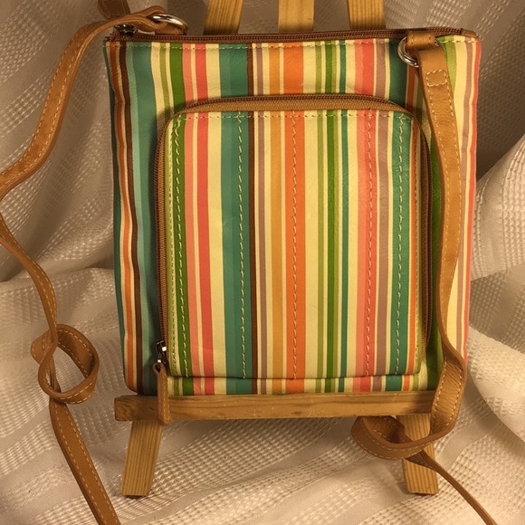 Fossil Handbags - Fossil leather crossbody almost new roomy bright